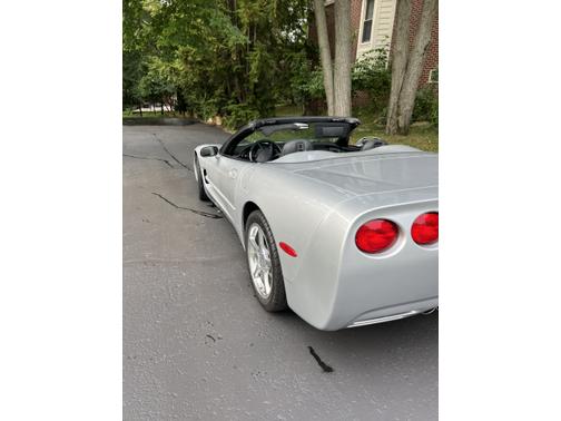 2002 Chevrolet Corvette Base
