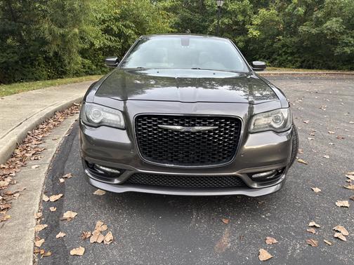 2017 Chrysler 300 S