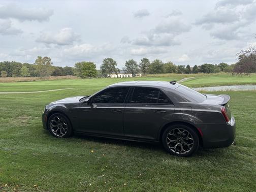 2017 Chrysler 300 S