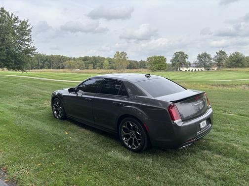 2017 Chrysler 300 S