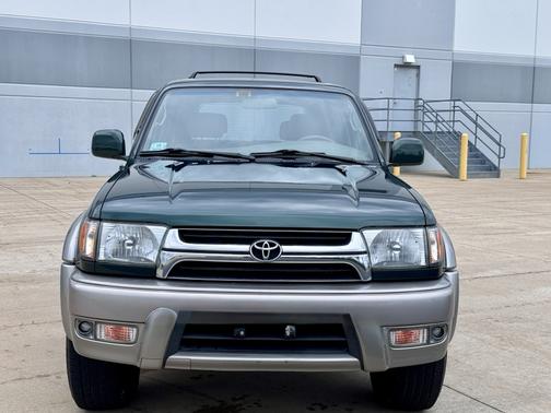 Green 2002 Toyota 4Runner Limited