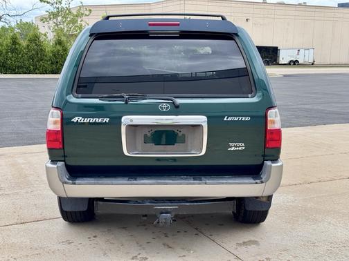 Green 2002 Toyota 4Runner Limited