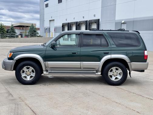 Green 2002 Toyota 4Runner Limited