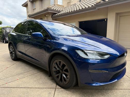 Blue 2023 Tesla Model X Base