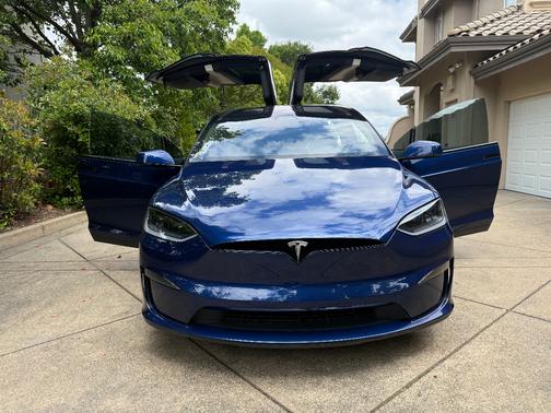 Blue 2023 Tesla Model X Base