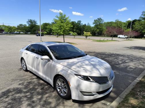 2013 Lincoln MKZ Hybrid Base