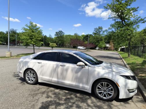 2013 Lincoln MKZ Hybrid Base