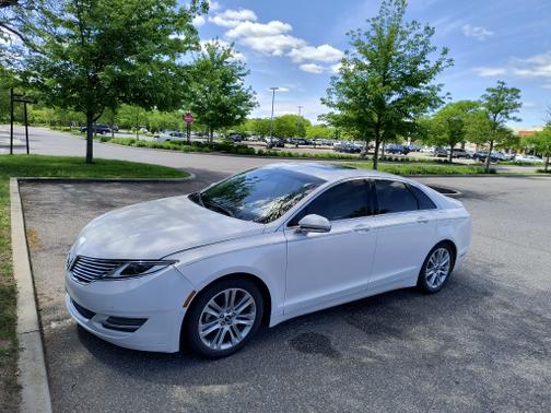 2013 Lincoln MKZ Hybrid Base