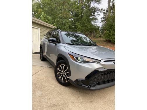 2024 Toyota Corolla Cross Hybrid SE