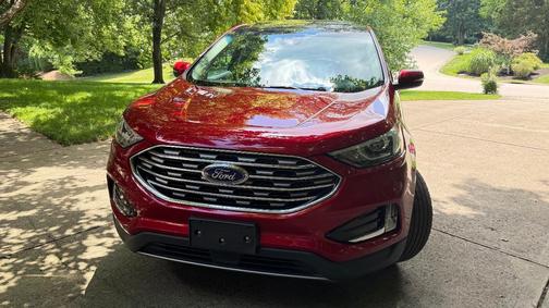 Red 2020 Ford Edge SEL