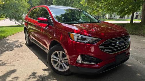 Red 2020 Ford Edge SEL
