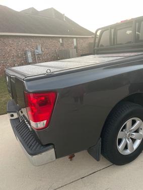 2009 Nissan Titan SE