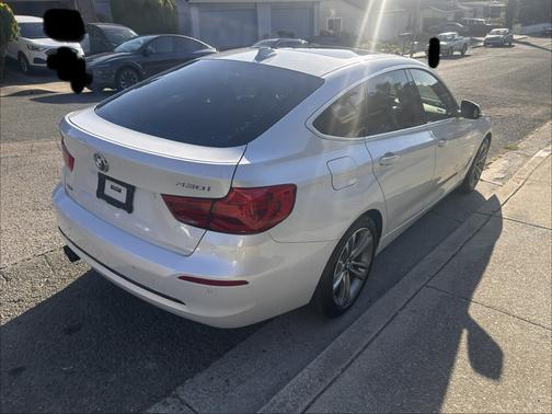 White 2017 BMW 330 Gran Turismo i xDrive