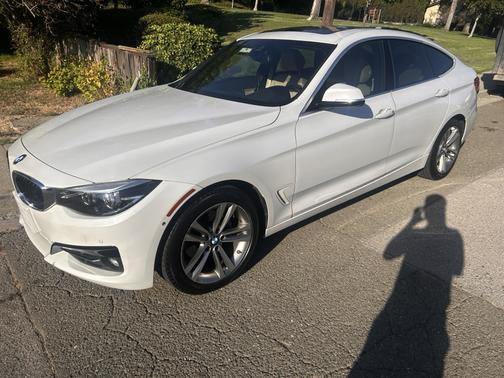 White 2017 BMW 330 Gran Turismo i xDrive