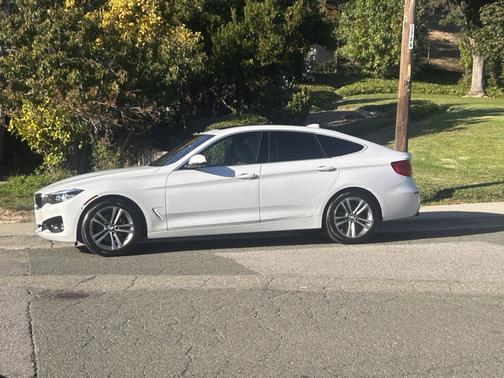 White 2017 BMW 330 Gran Turismo i xDrive