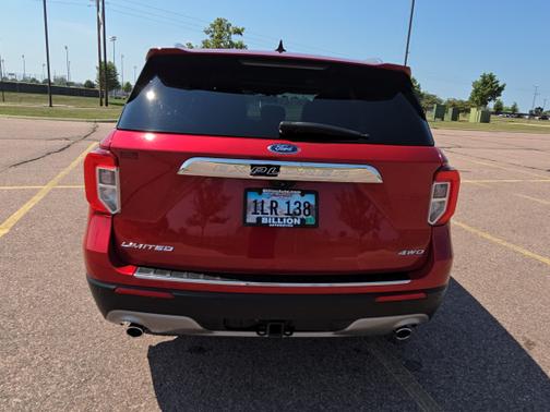 Red 2022 Ford Explorer Limited