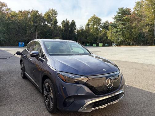 Blue 2023 Mercedes-Benz EQE 350 4MATIC