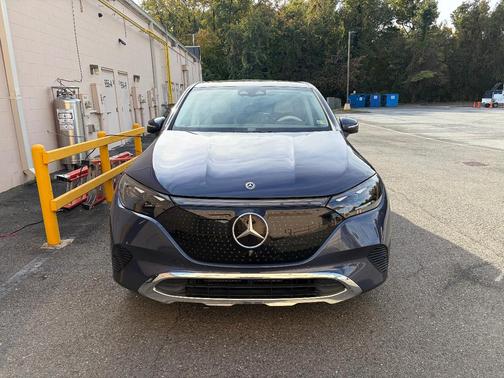 Blue 2023 Mercedes-Benz EQE 350 4MATIC