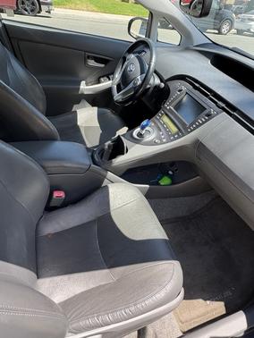 2011 Toyota Prius IV