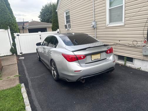 2015 INFINITI Q50 Sport