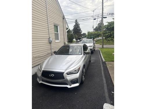2015 INFINITI Q50 Sport