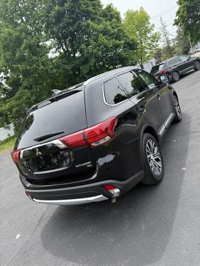 2017 Mitsubishi Outlander SEL