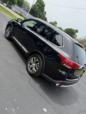 2017 Mitsubishi Outlander SEL