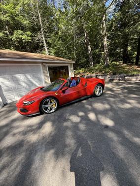 2025 Ferrari 296 GTS Base