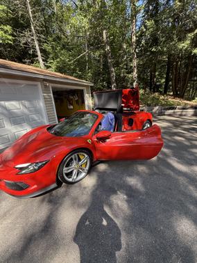 2025 Ferrari 296 GTS Base