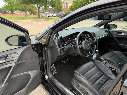 Black 2016 Volkswagen Golf R 4-Door