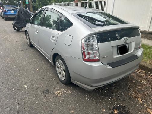 Silver 2009 Toyota Prius Touring