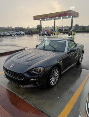 2017 FIAT 124 Spider Lusso