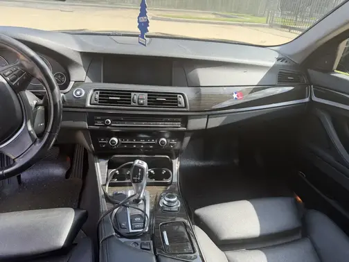 Black 2011 BMW 535 i
