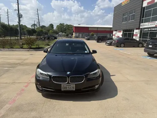 Black 2011 BMW 535 i