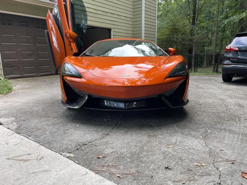 2017 McLaren 570S Base