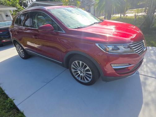 2017 Lincoln MKC Reserve