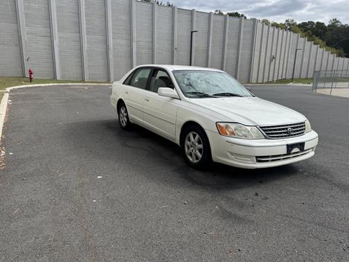 2003 Toyota Avalon XL