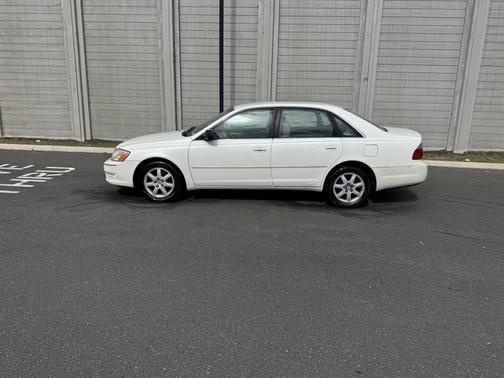 2003 Toyota Avalon XL