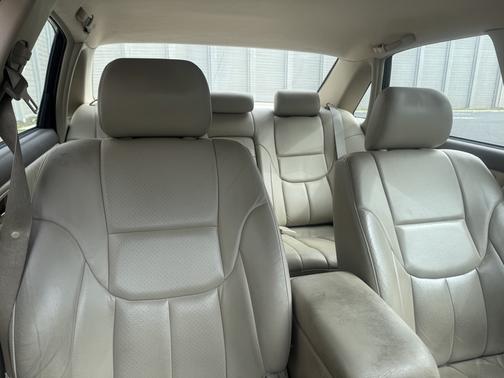 2003 Toyota Avalon XL