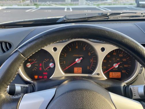 Black 2005 Nissan 350Z Touring