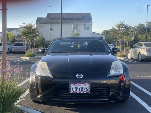 Black 2005 Nissan 350Z Touring
