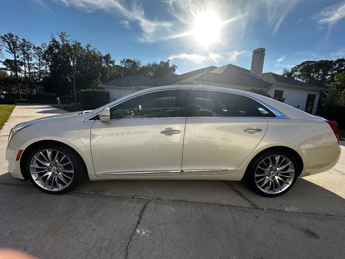 2014 Cadillac XTS Platinum