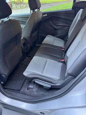 Silver 2014 Ford Escape SE