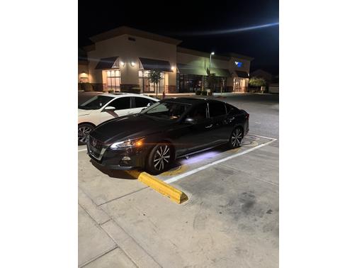 2020 Nissan Altima 2.0 Platinum