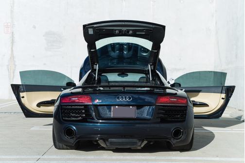 2015 Audi R8 5.2 plus