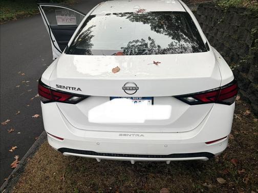 White 2025 Nissan Sentra SV