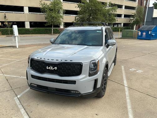 Gray 2022 Kia Telluride SX