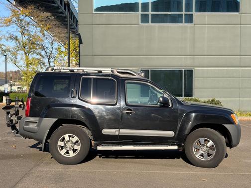 Black 2011 Nissan Xterra Pro-4X
