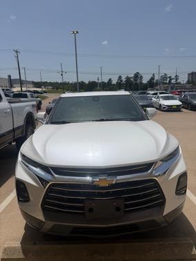 White 2022 Chevrolet Blazer Premier