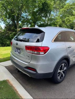 Gray 2016 Kia Sorento EX